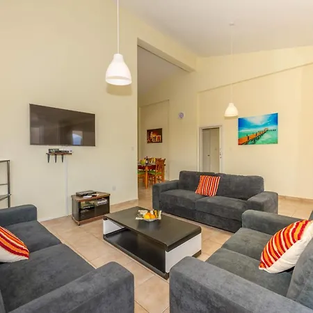 فيلة Kefalonitis By Plus